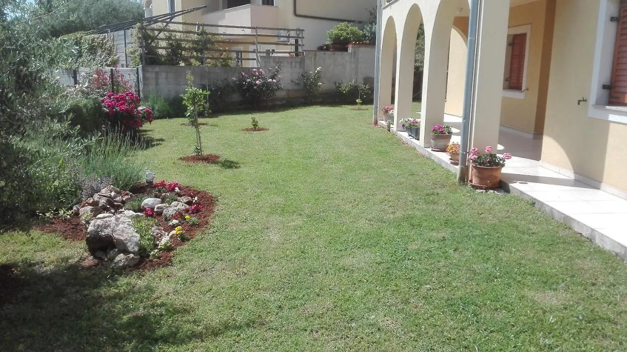 Apartment Barba Liznjan